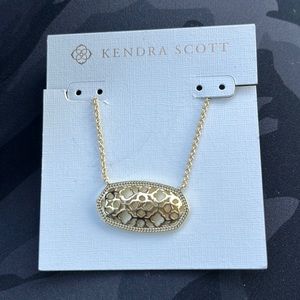 Beautiful Kendra Scott necklace
